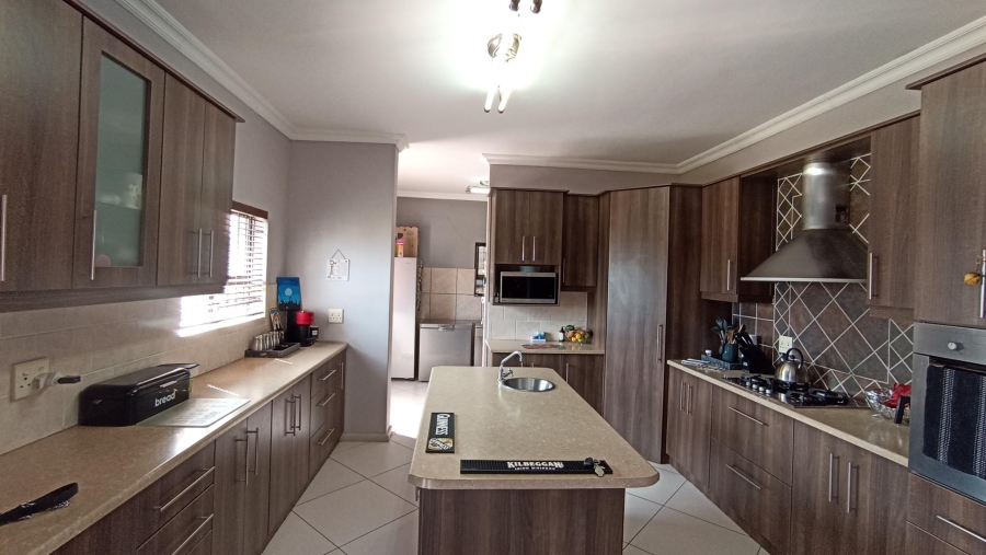 3 Bedroom Property for Sale in Vredenburg Western Cape